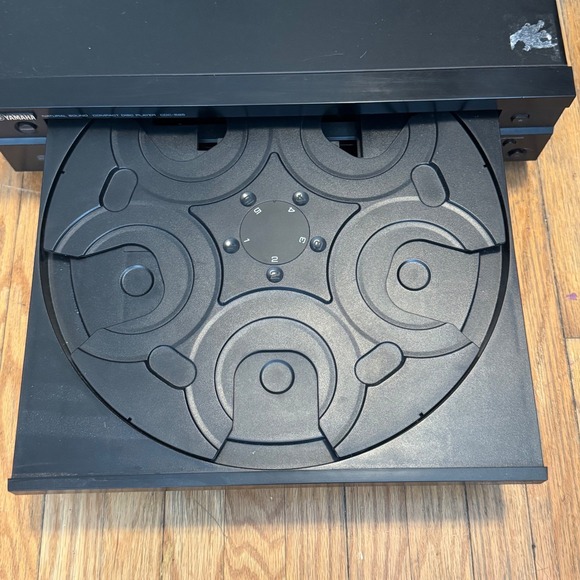 Yamaha CDC-585 Natural Sound 5-Disc Carousel Player Changer Play/Xchange -READ - Picture 7 of 13